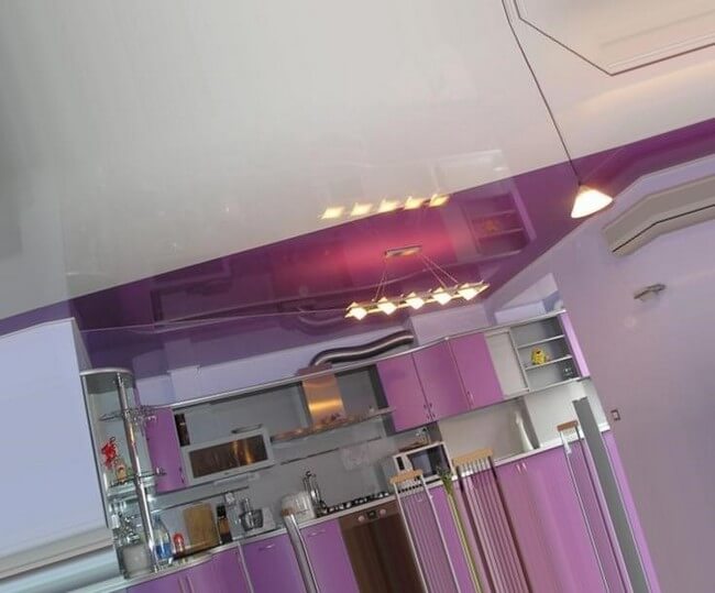 Глянцевые зеркальные потолки