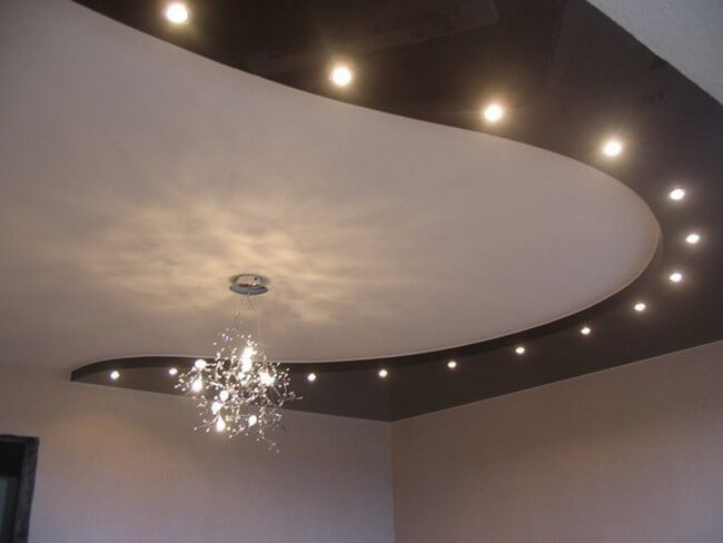 С точечными светильниками