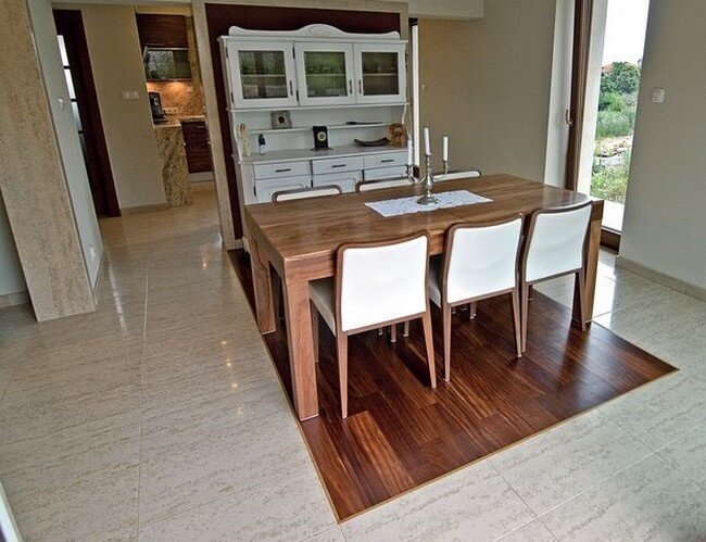 Подчеркиваем ламинатом деревянный стол и стулья