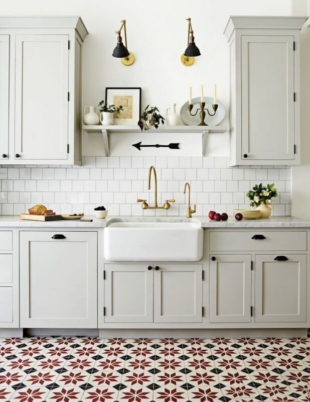 Красивый орнамент на плитке